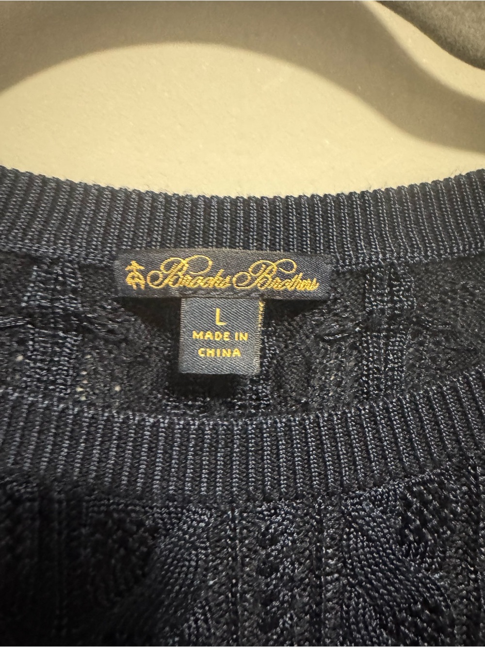 Brooks Brothers- Navy Cable-Knit Lightweight Crewneck Shirt. Size L - Picture 4 of 6